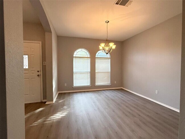 Building Photo - 1506 Cora Marie Dr