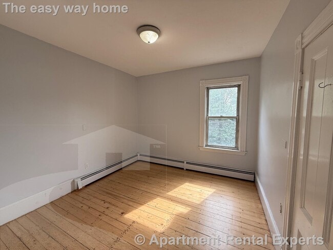 Building Photo - 29 Trull St
