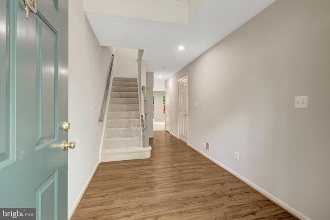 Building Photo - 2505 James Madison Cir
