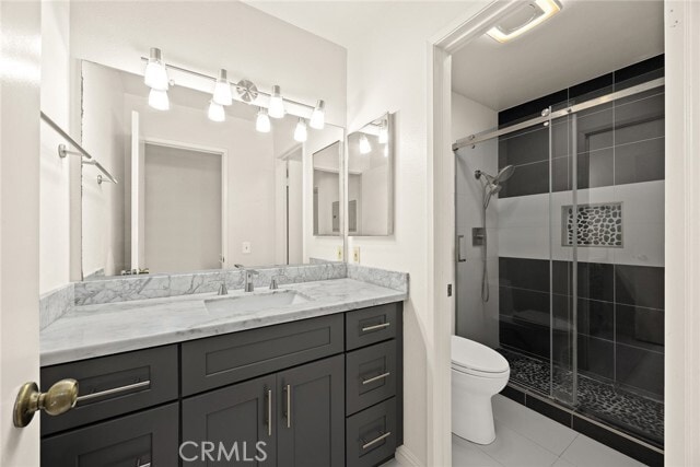 Building Photo - 549 Springbrook N