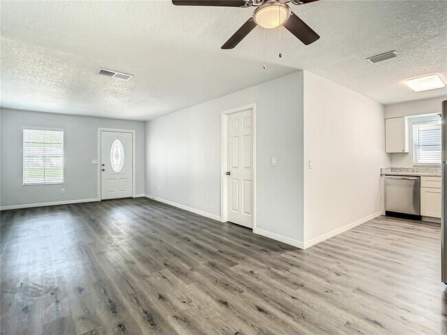 Building Photo - 2918 46th Ave S