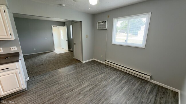 Building Photo - 229 Brunswick Dr