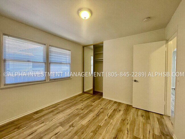 Building Photo - Charming 2-Bedroom Mesa Home with Ocean Vi...