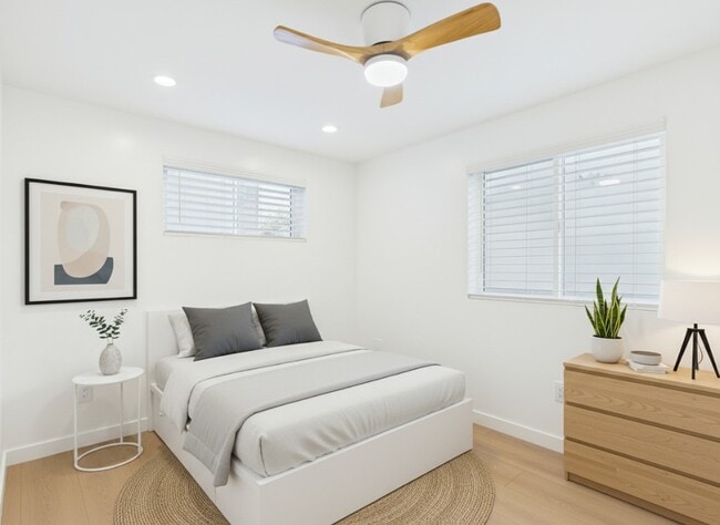 Building Photo - 11967 Bray St