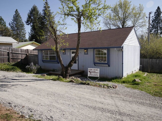 Primary Photo - 41 Veterans Ln