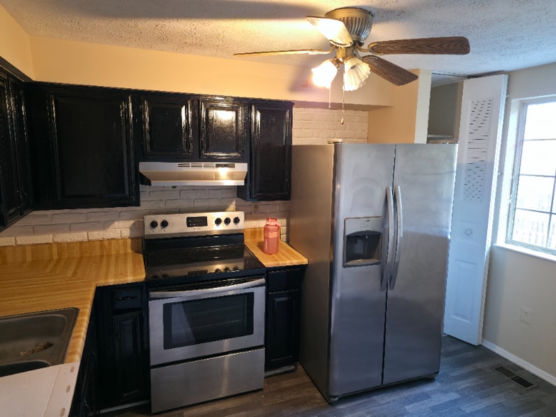 Building Photo - 1771 Hillmeade Square