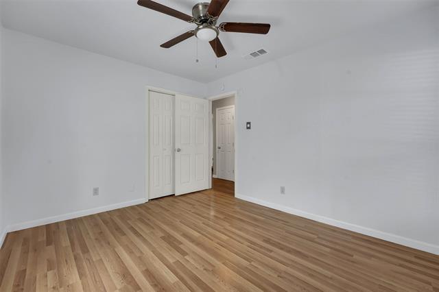 Building Photo - 1901 Vail Dr