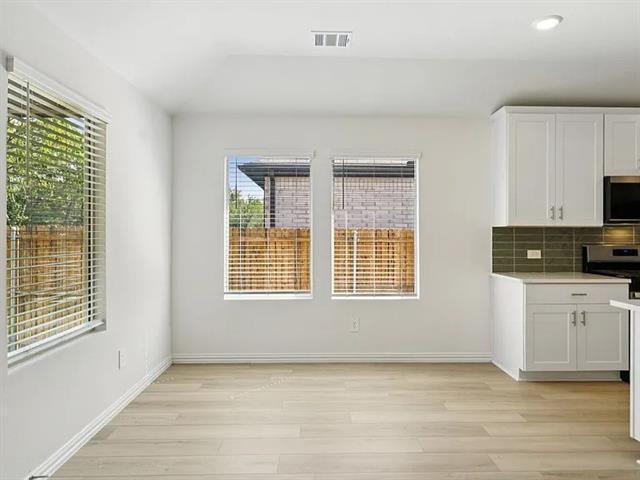 Building Photo - 1019 Emberwood Dr