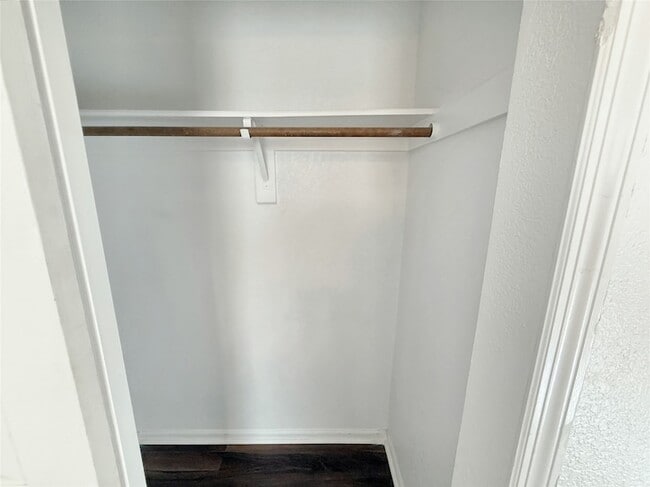 Building Photo - 1713 River Birch Dr