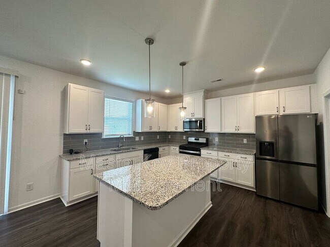 Building Photo - 1202 Briar Gate Dr