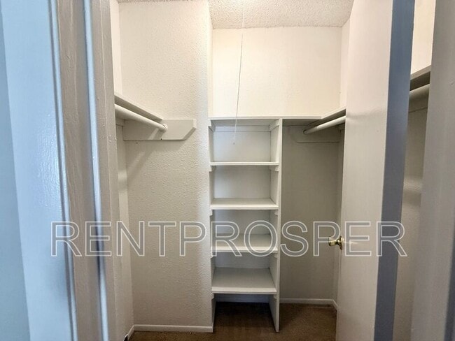 Building Photo - 4153 S Semoran Blvd