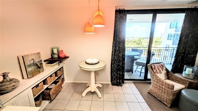 Building Photo - 4822 Ocean Blvd