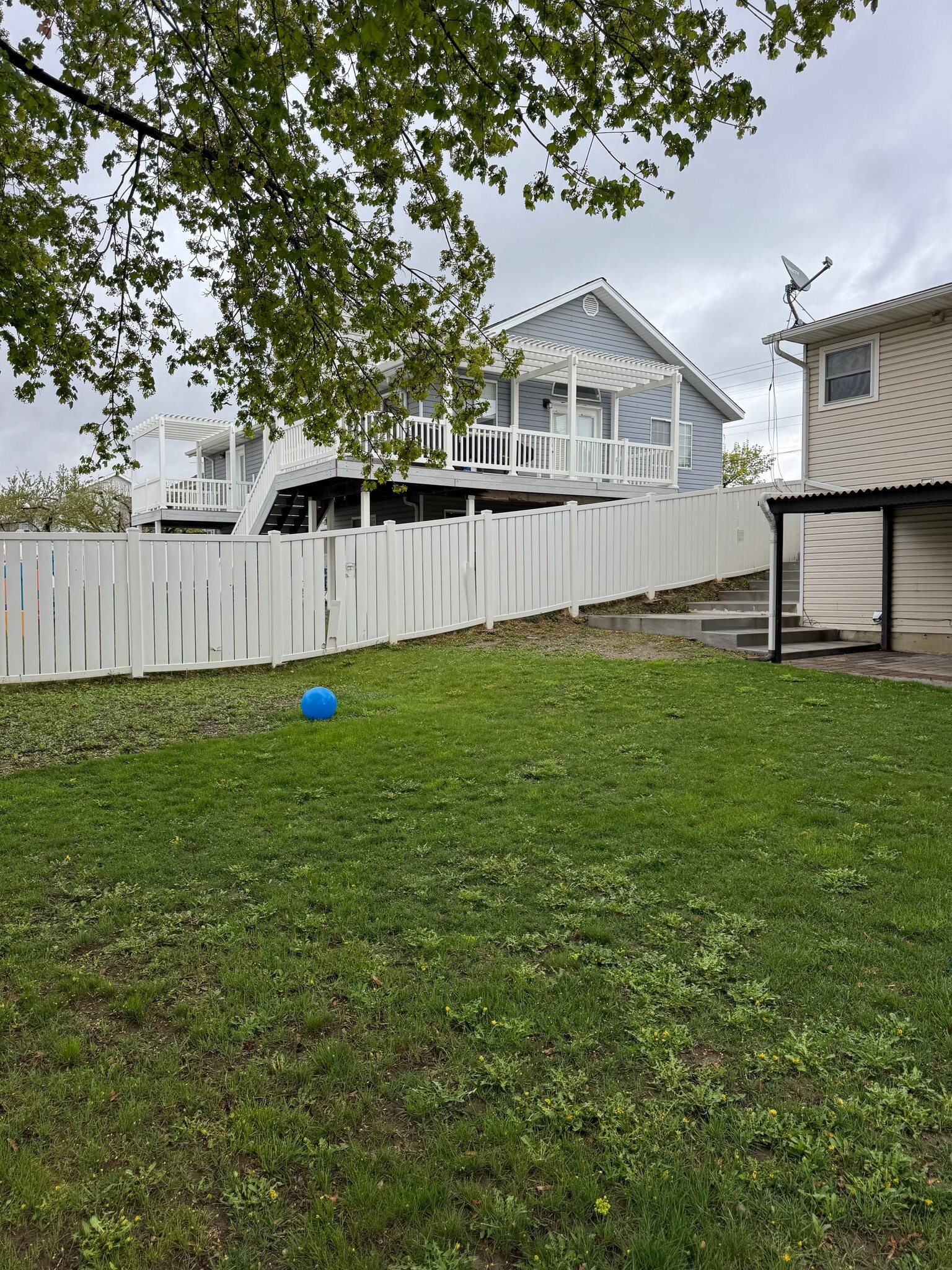 Building Photo - 595 N 1200 E