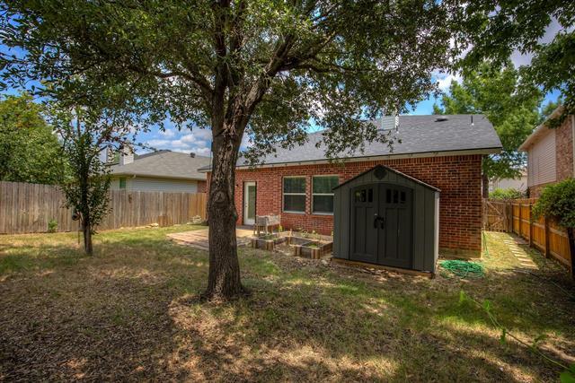 Building Photo - 16609 Woodside Dr