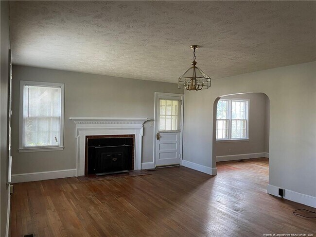 Building Photo - 109 N Magnolia St