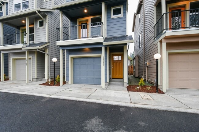 Building Photo - Three-Bedroom Home with Updated Kitchen & Vaulted Ceilings