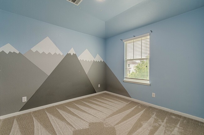 Building Photo - 480 Wind Murmur