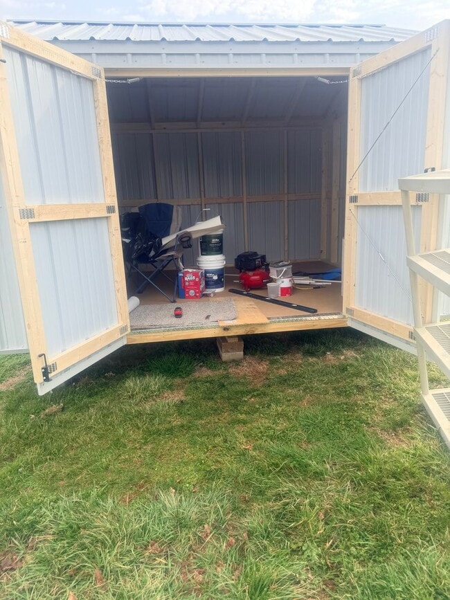 Building Photo - Cypress Break Mobile Home Rental Available Now