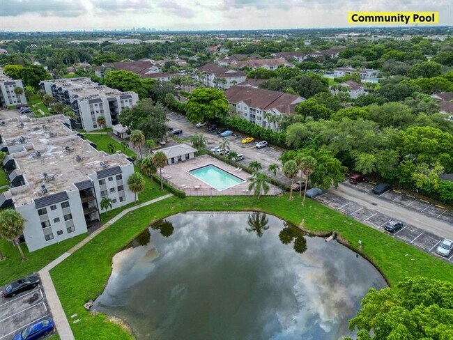 Building Photo - 3700 N Pine Island Rd