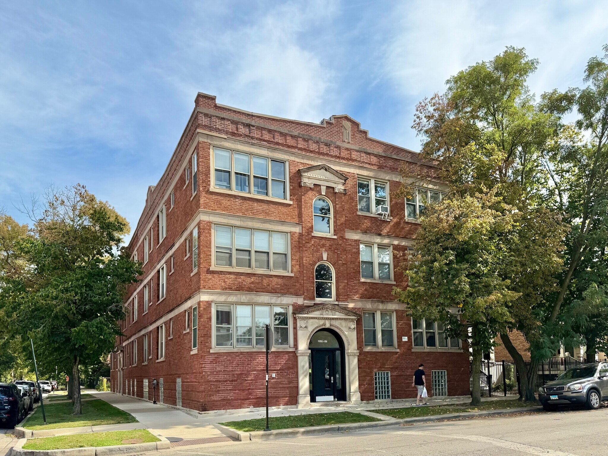 Building Photo - 2659 N Saint Louis Ave