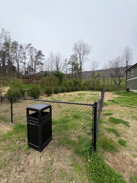 Building Photo - 5534 Stream Ln