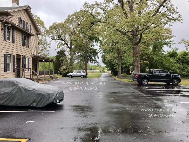 Parking Lot - 186 Tansboro Rd