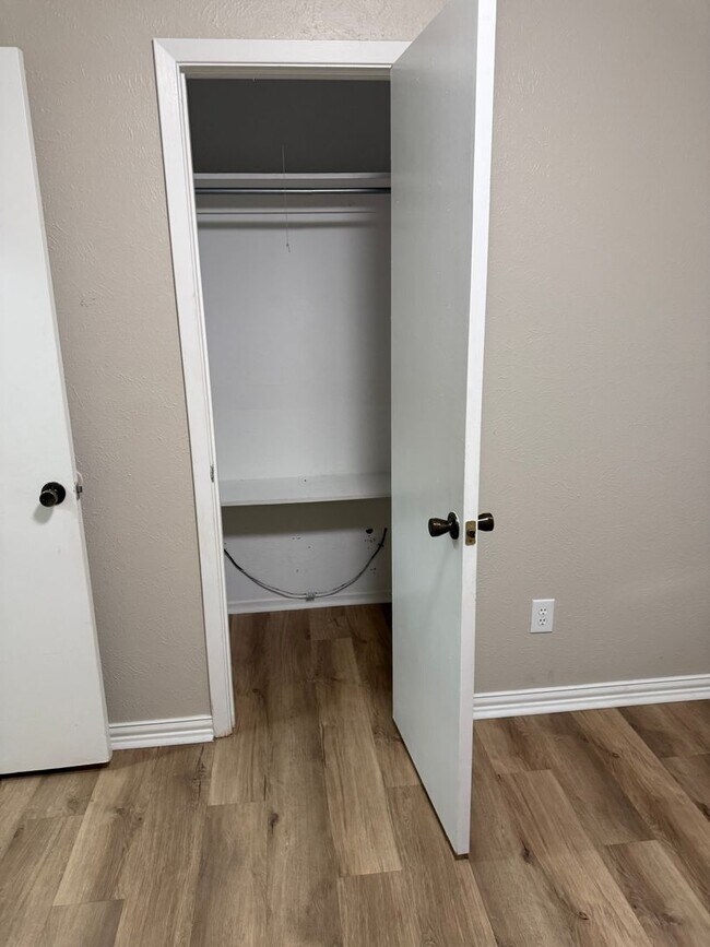 Building Photo - Beautiful 3 Bedroom home in Springhill ISD