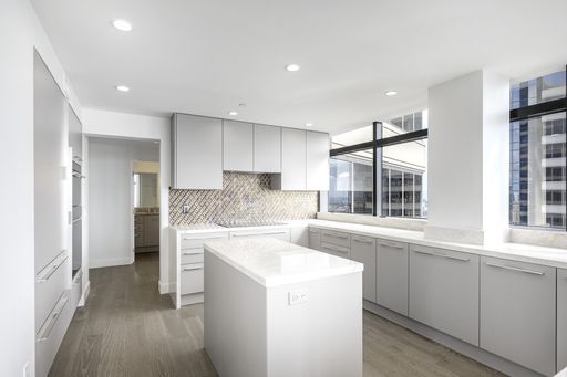 Building Photo - San Diego Water View Luxury High-Rise Living at The Harbor Club — Stunning Bay & City Views- This...