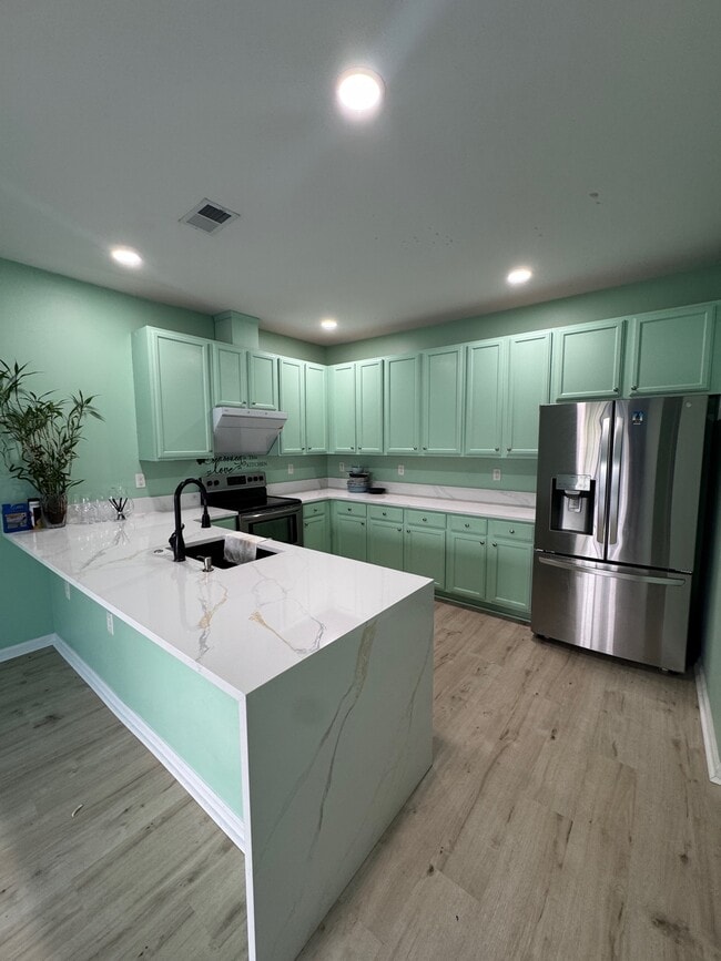 Building Photo - 1307 Emsworth Dr