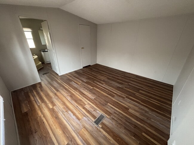 Building Photo - 300 Ricks Rd