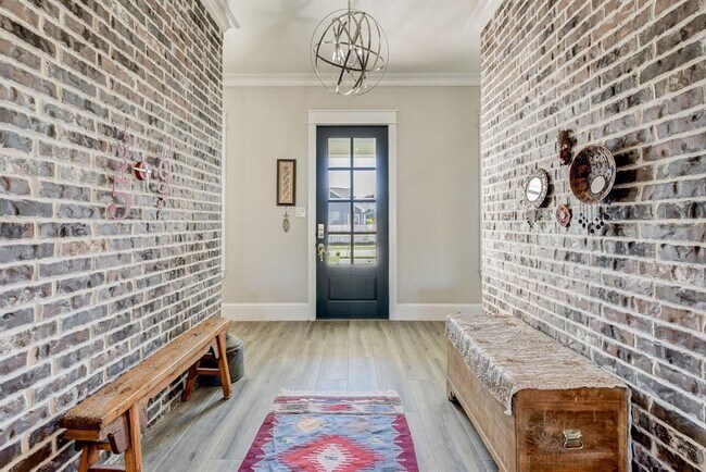 Building Photo - 2339 Pale Star Dr