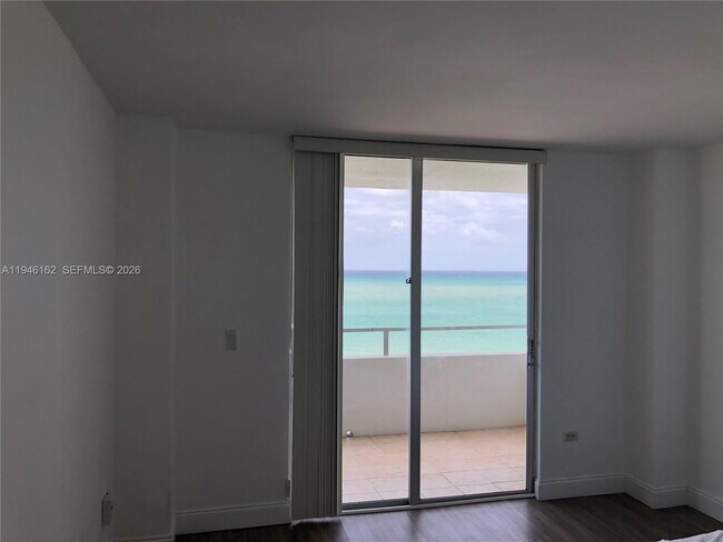 Building Photo - 5555 Collins Ave