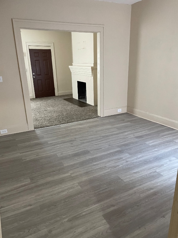 Building Photo - 334 Robbins Ave