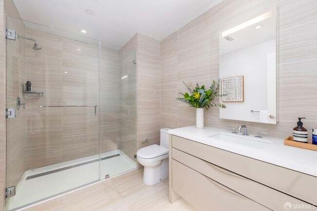 Building Photo - 1450 Franklin St