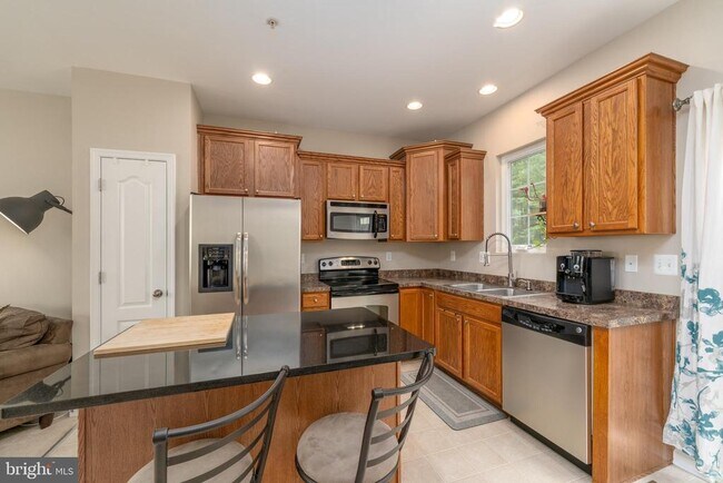 Building Photo - 7716 Timbercross Ln