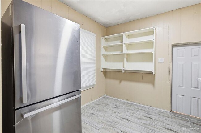 Building Photo - 11 N 20th St