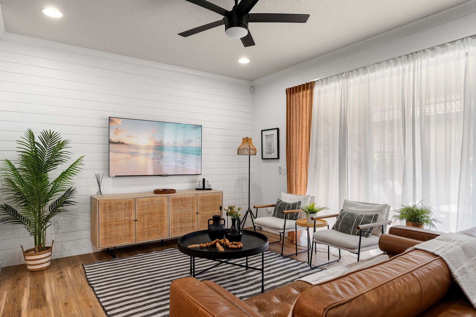 Building Photo - 1978 Majorca Dr