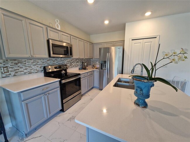 Building Photo - 500 Taurus Ln