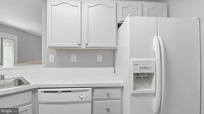 Building Photo - 14101 Kathleen Ln