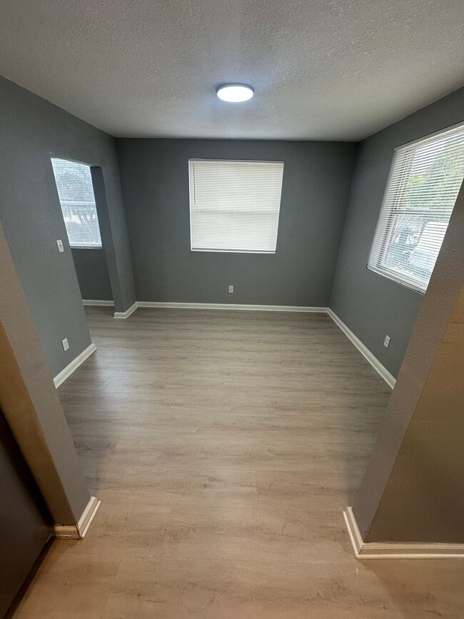 Building Photo - 3150 Belden Cir