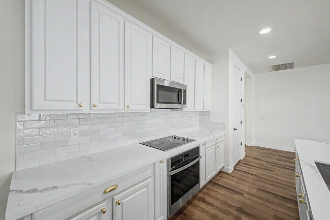 Building Photo - 6954 W Maya Way