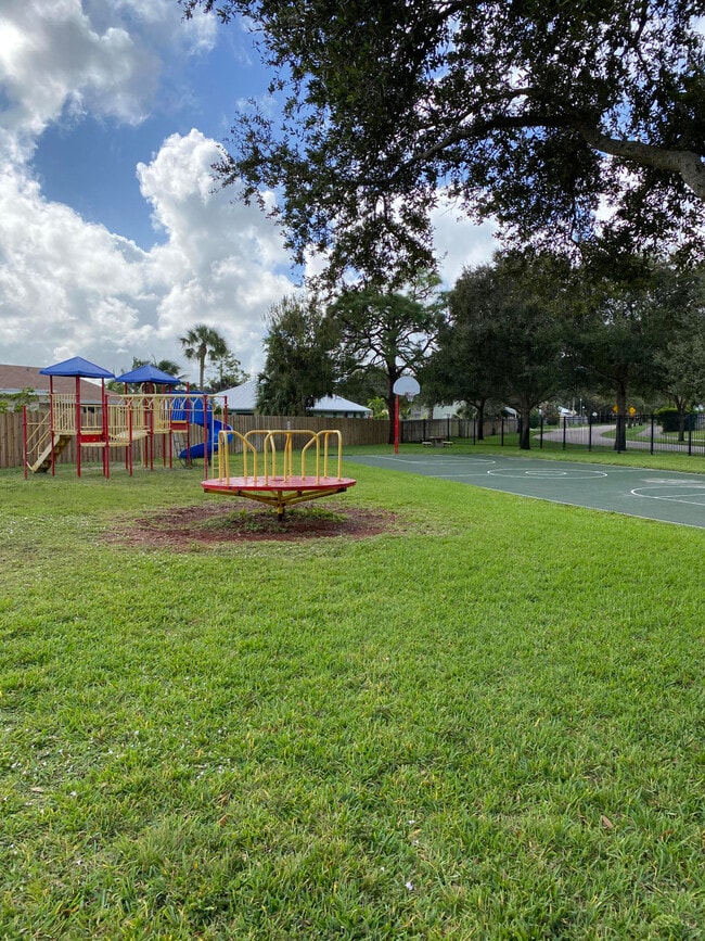 Building Photo - 6183 Riverwalk Ln