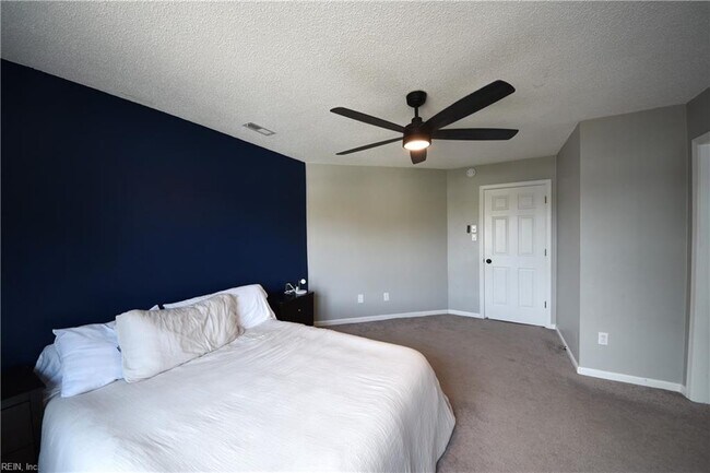 Building Photo - 1197 Dovetail Ct