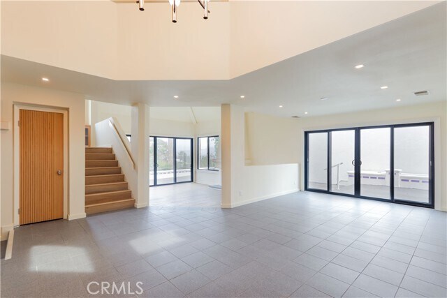 Building Photo - 11 Terraza