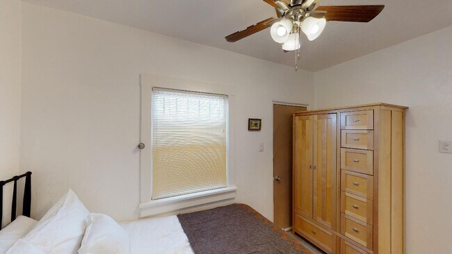 Building Photo - 2101 New York Ave SW