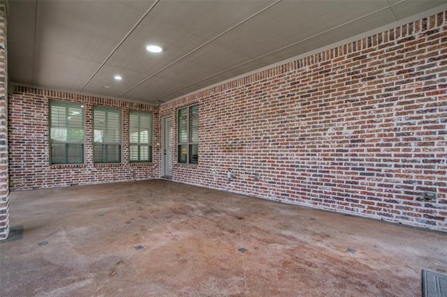 Building Photo - 1071 Jennala Dr