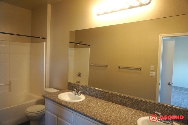 Building Photo - 222 Harding Ave.