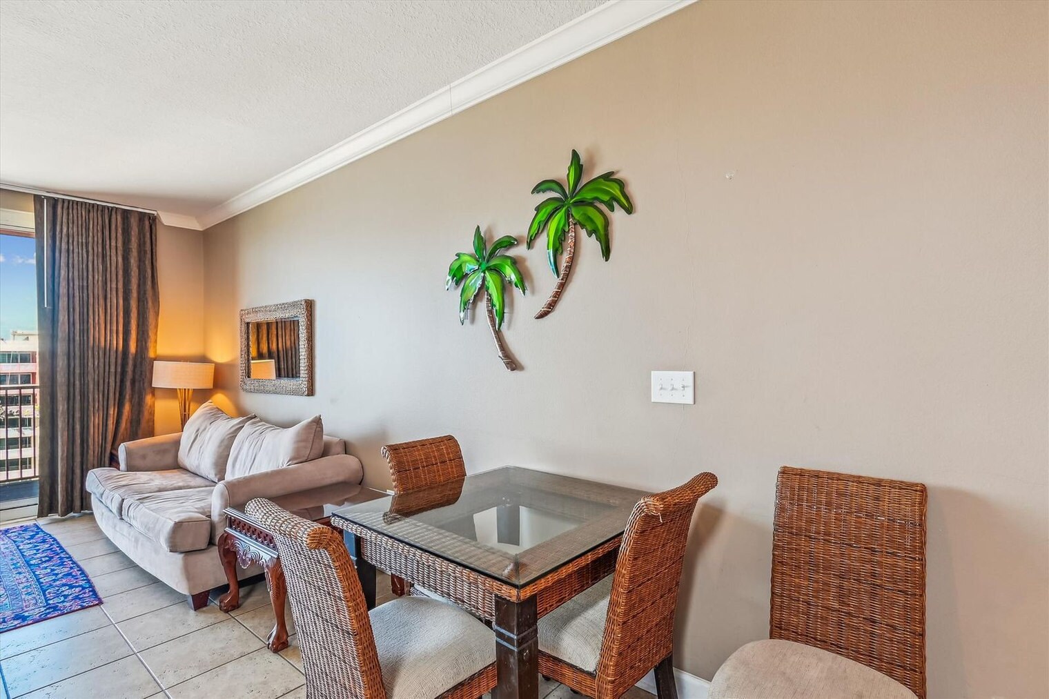 Building Photo - 9900 S Thomas Dr