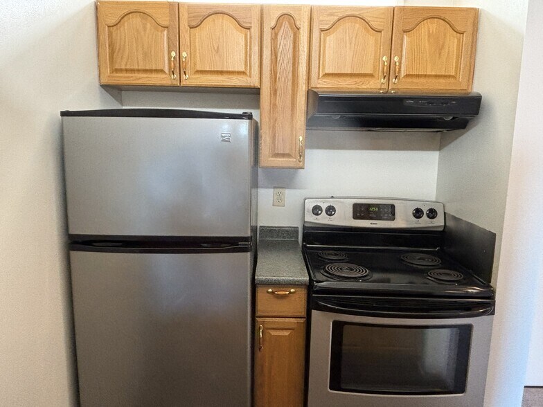 Building Photo - 133 Commander Shea Blvd