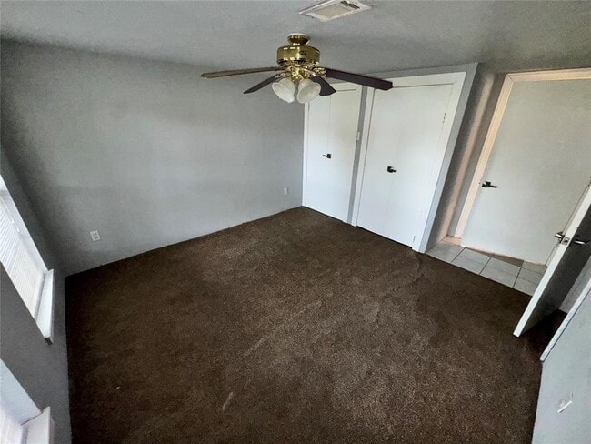 Building Photo - 1102 Minnie Dr